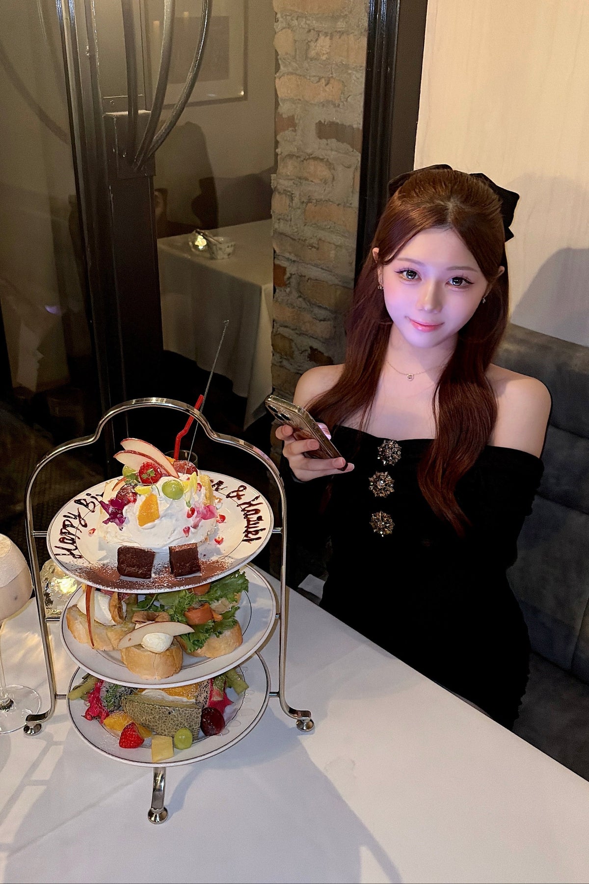 ビジューオフショルタイトワンピース KR15999