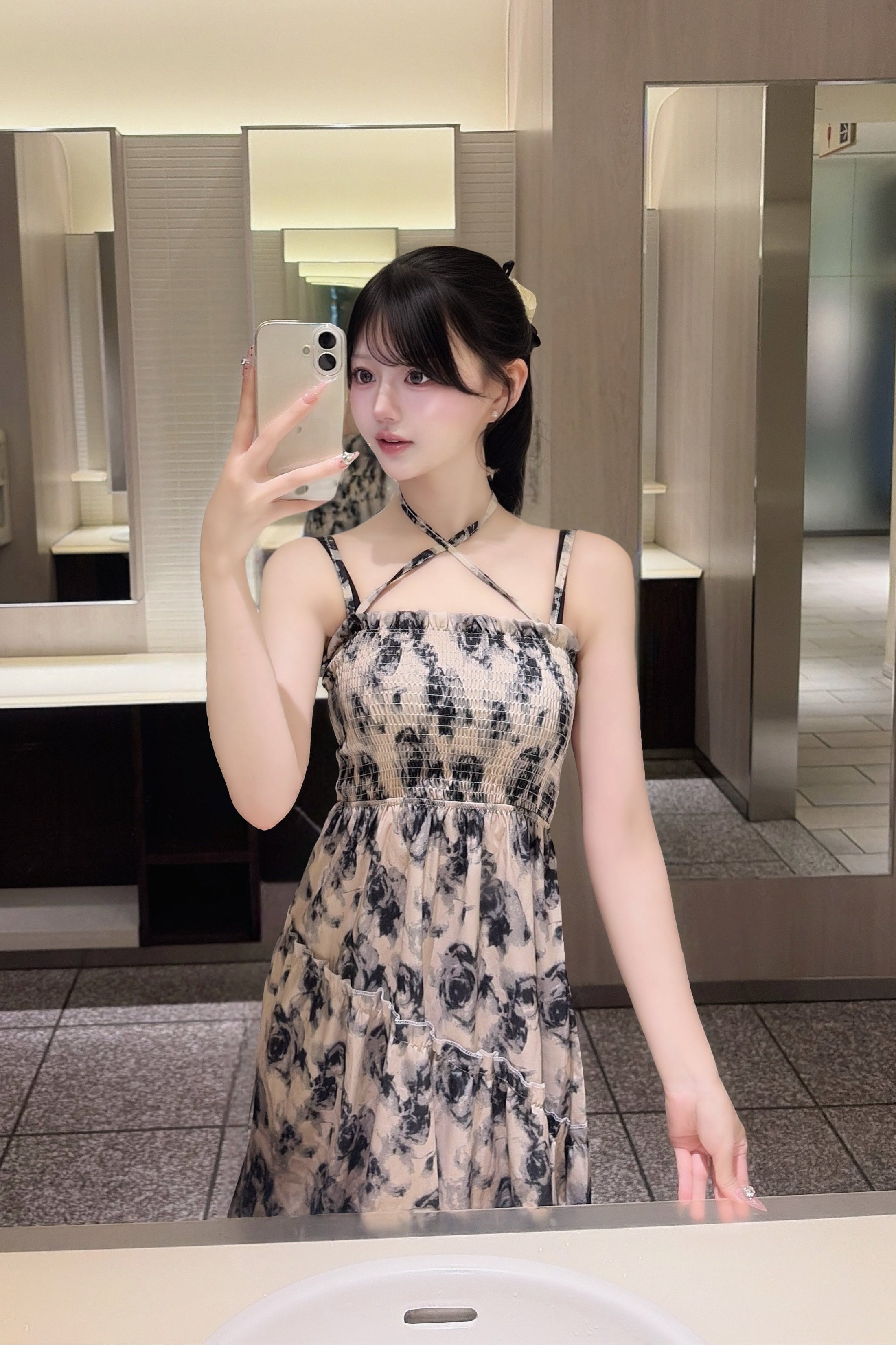 フローラルシャーリングティアードマキシワンピース KR15369