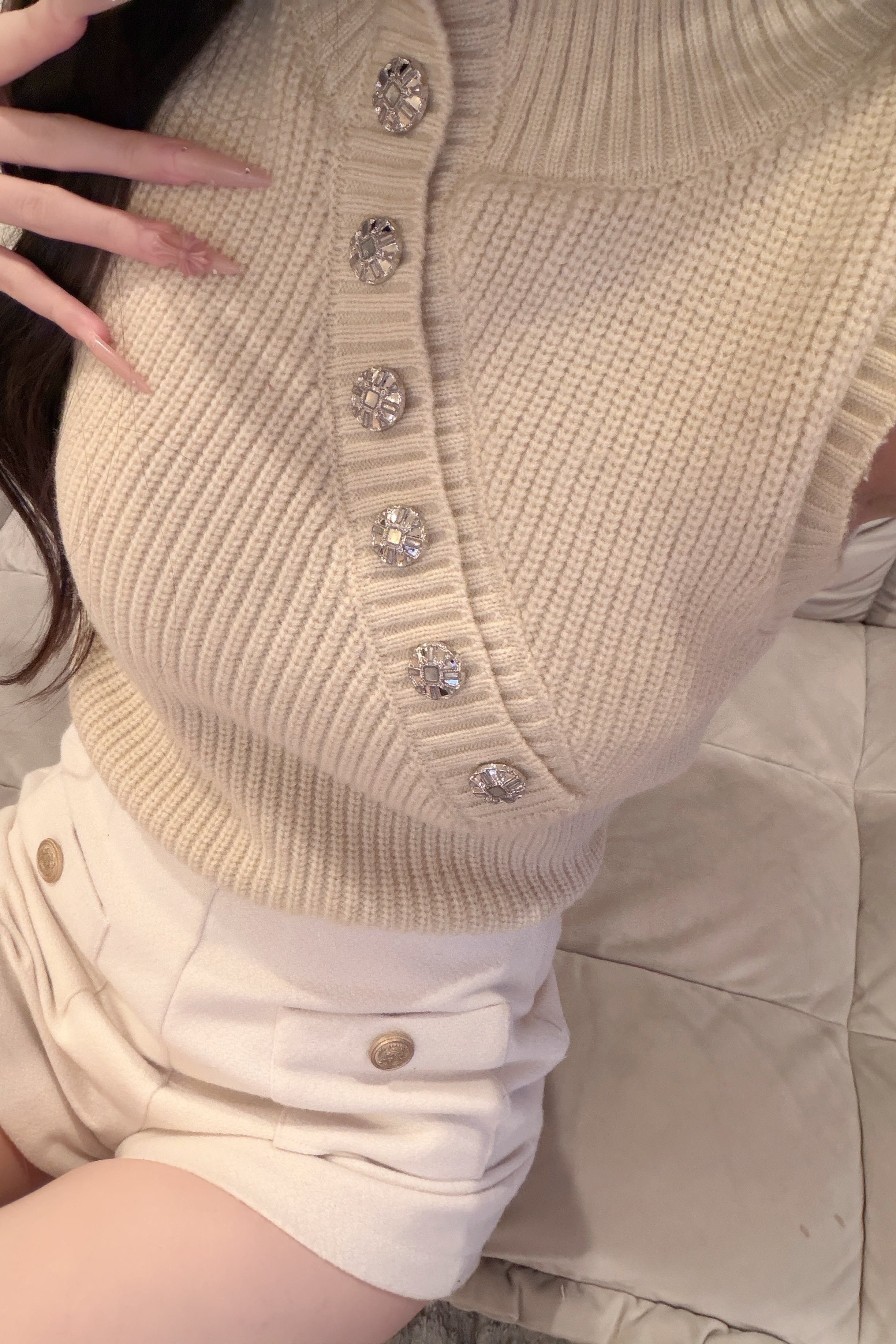 ハイネックノースリーブアボタンニット KR14923