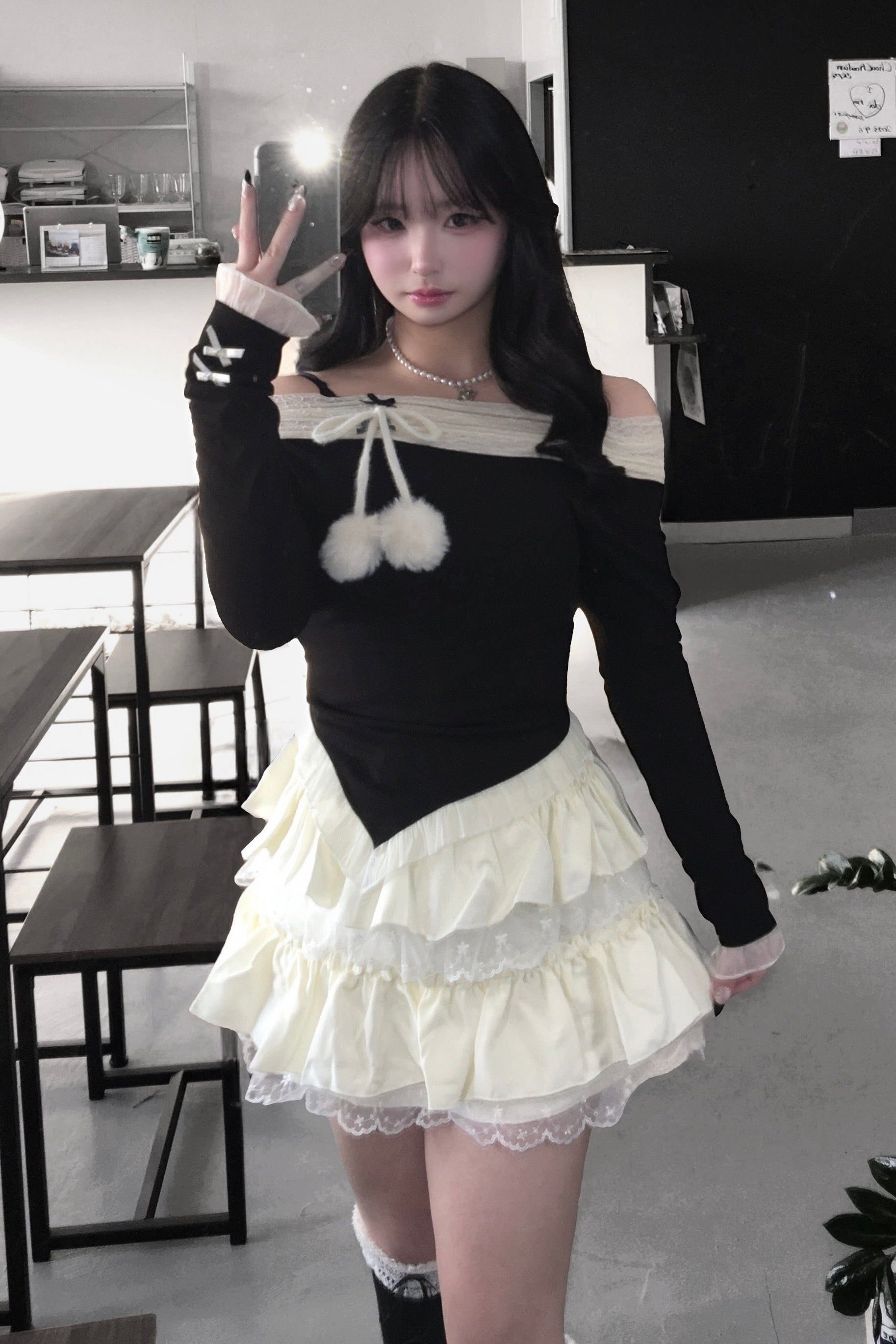 オフショルフリルセットアップ KR30429