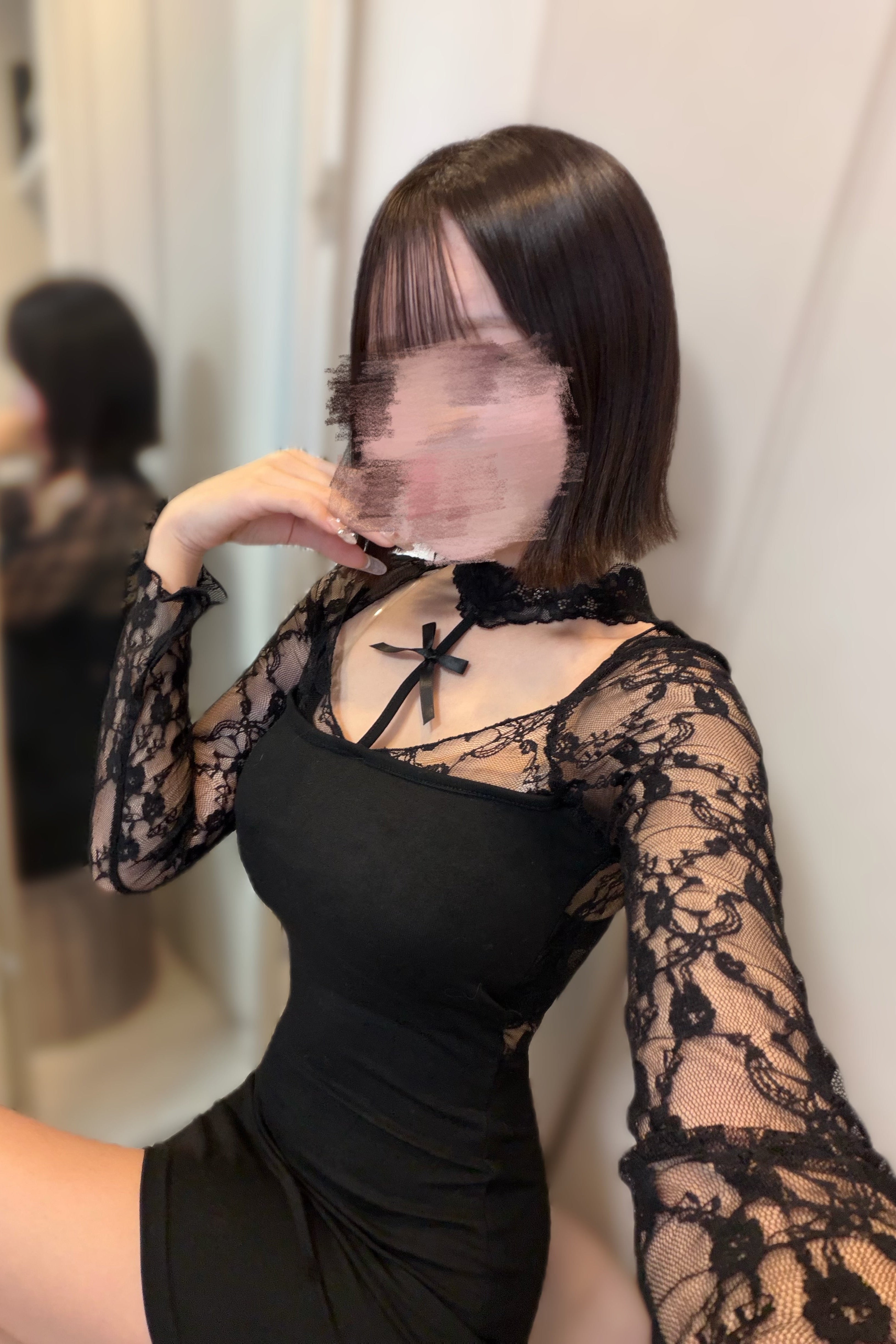 ホルターネックレースワンピース KR12682