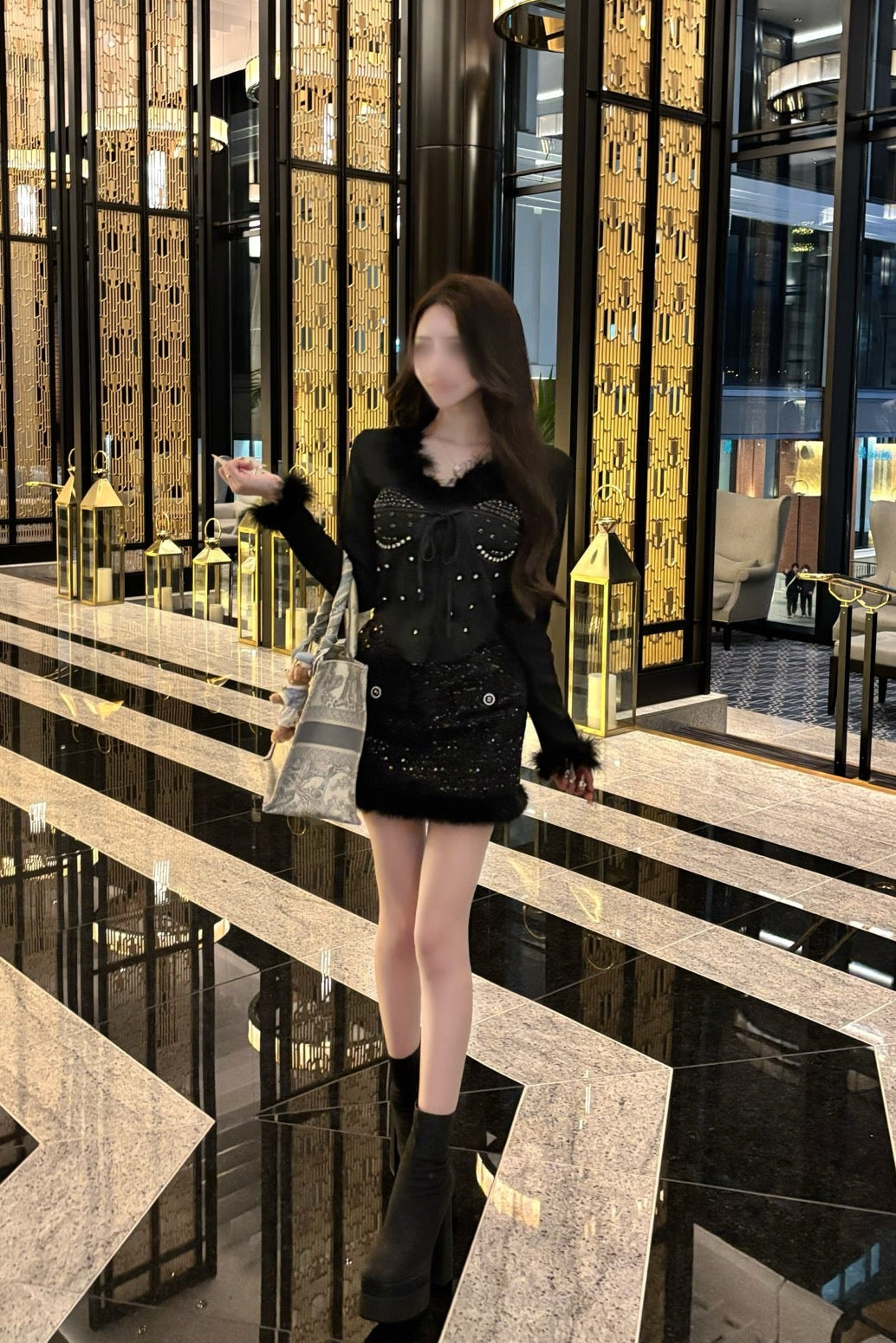 ビジューフェザーフィットトップス KR13940