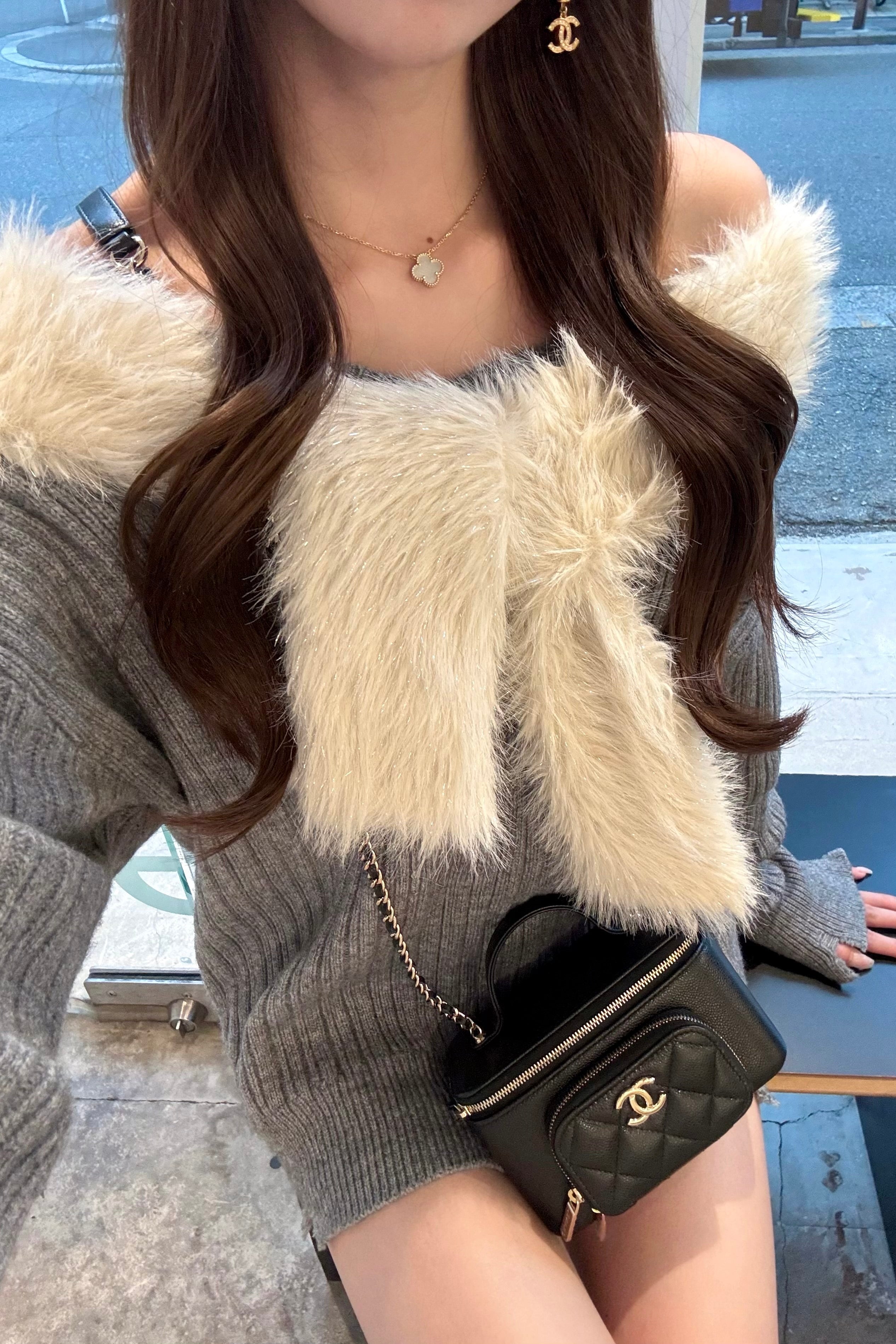 オフショルリボンファーワンピ KR13393