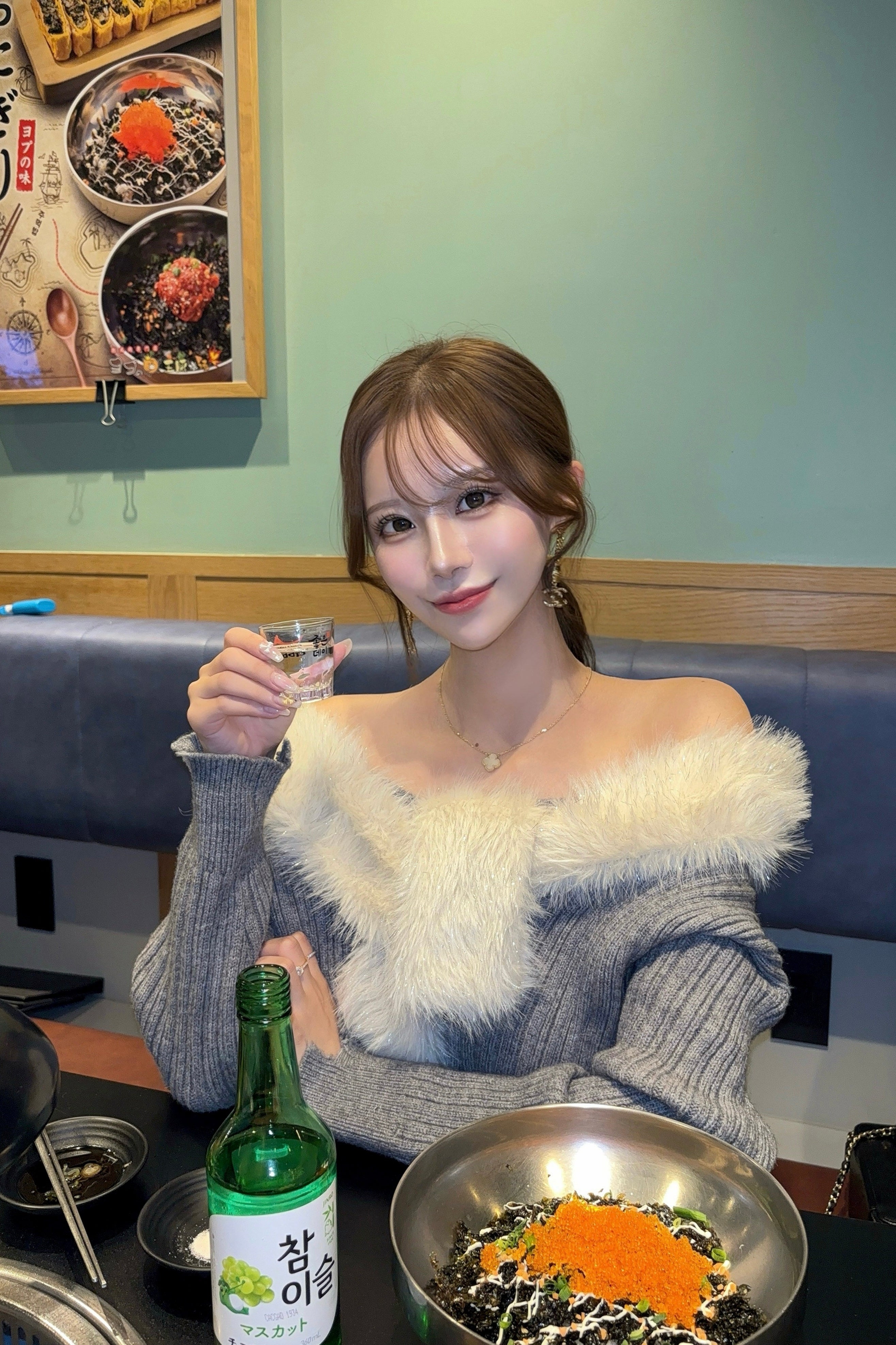 オフショルリボンファーワンピ KR13393