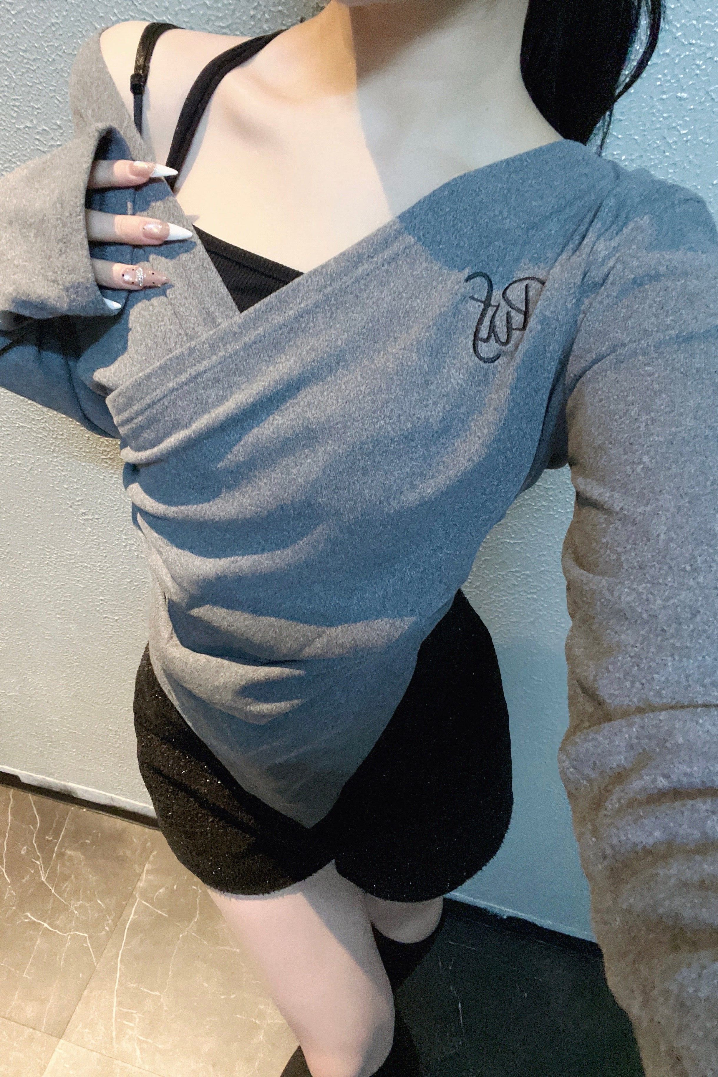 VネックスリムTシャツ KR13596