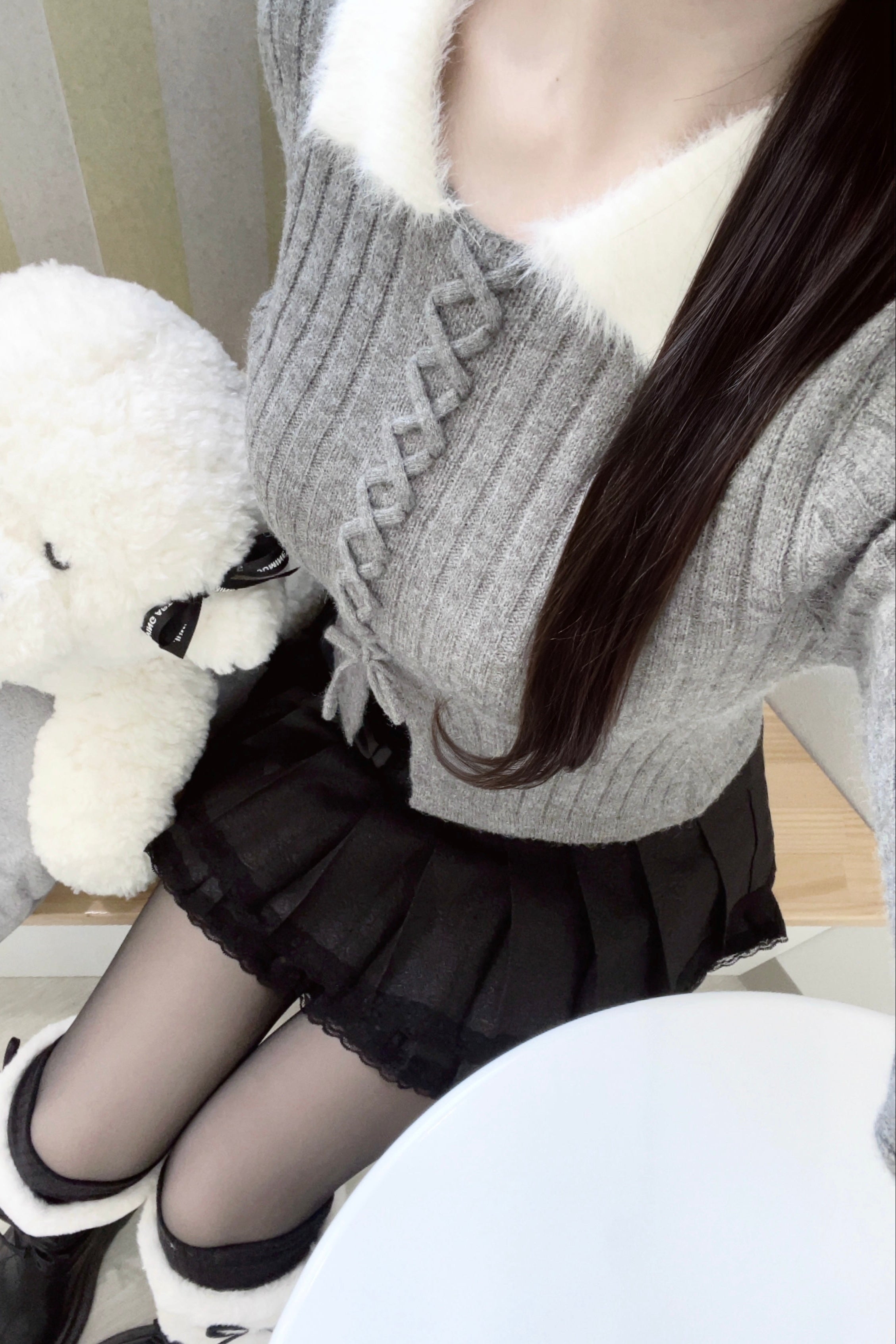 ファーカラーレースアップニット KR13563