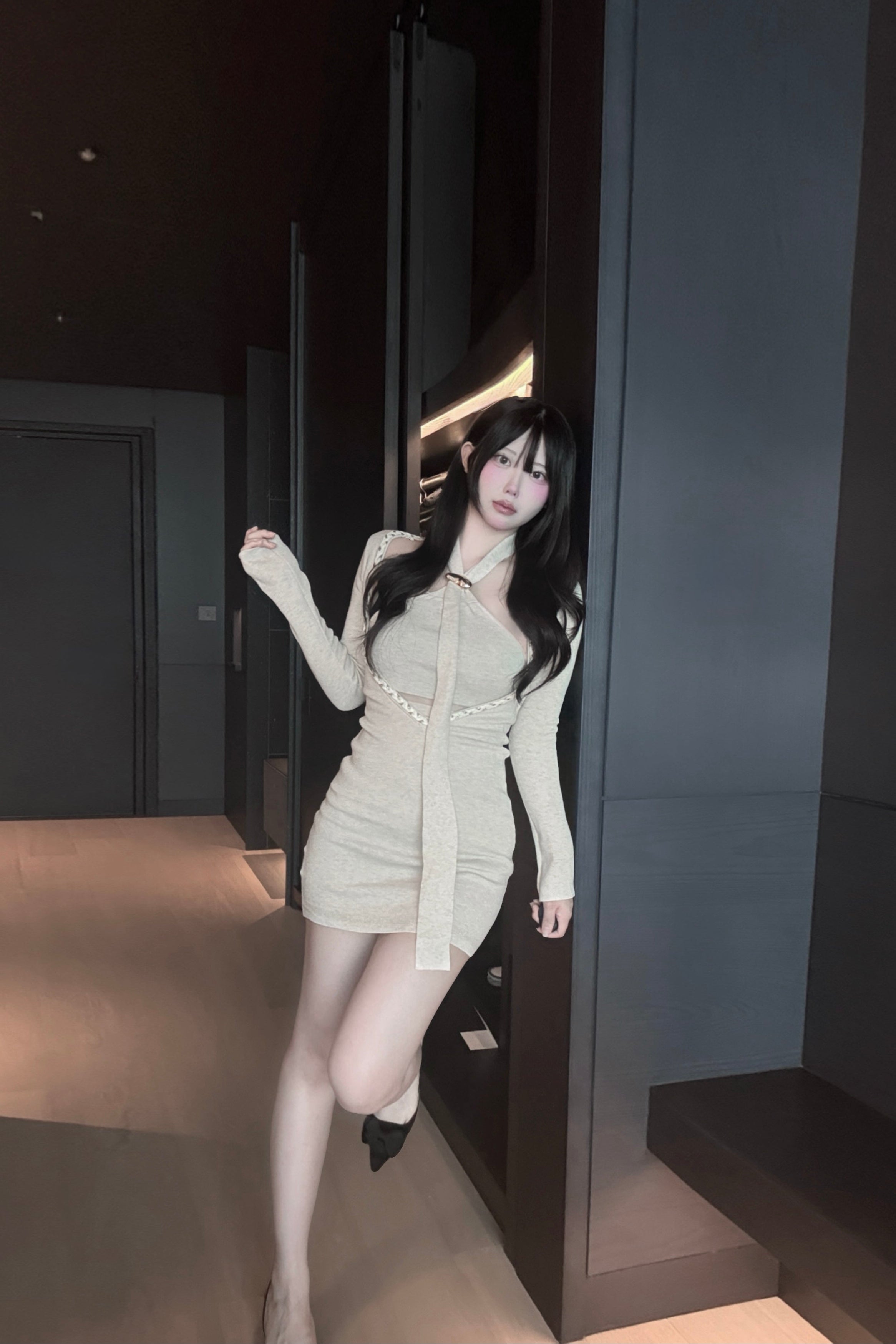 レーストリムネックデザインワンピース KR13500