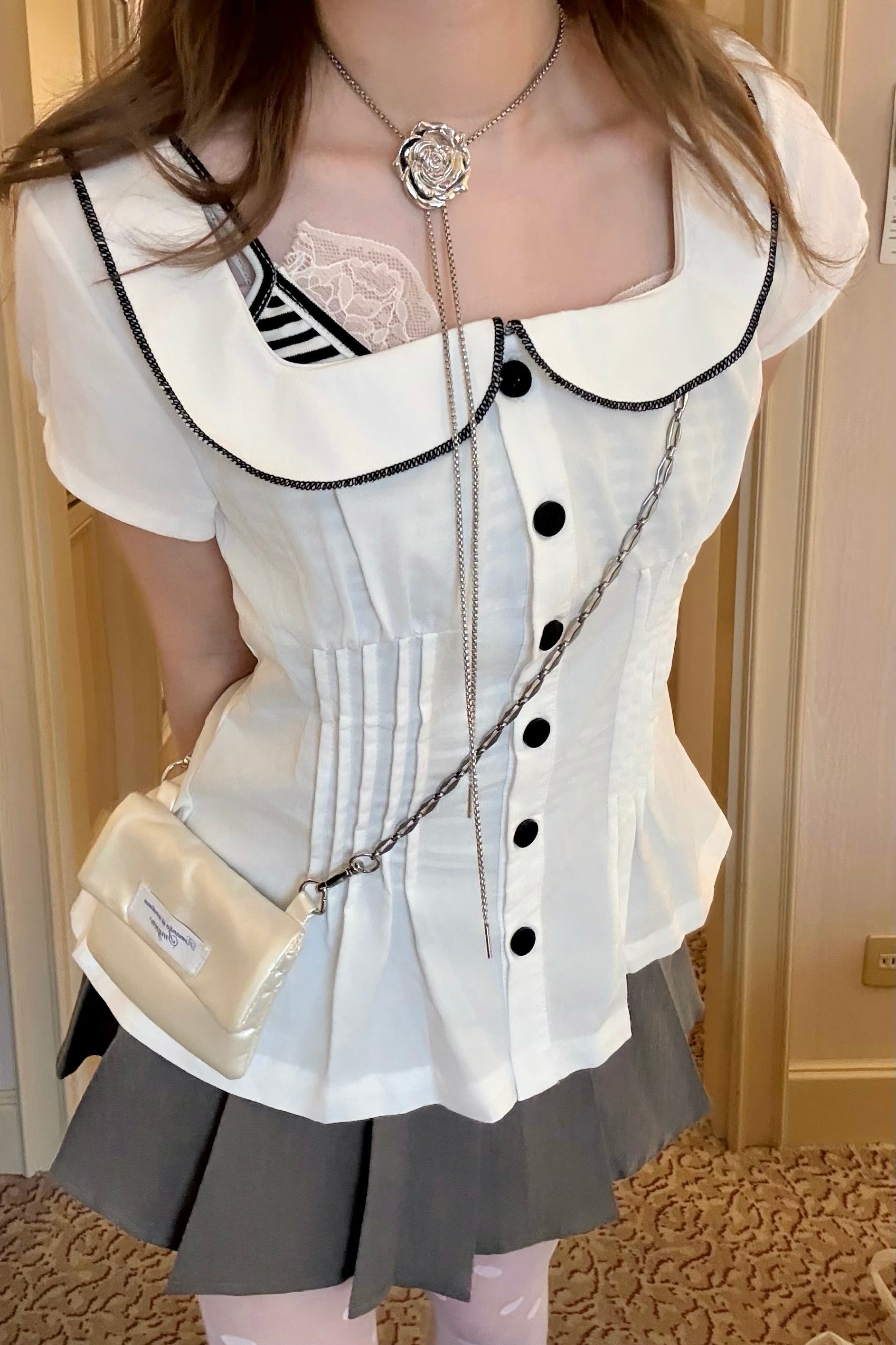 クエアネックフロントボタンペプラムブラウス KR15508