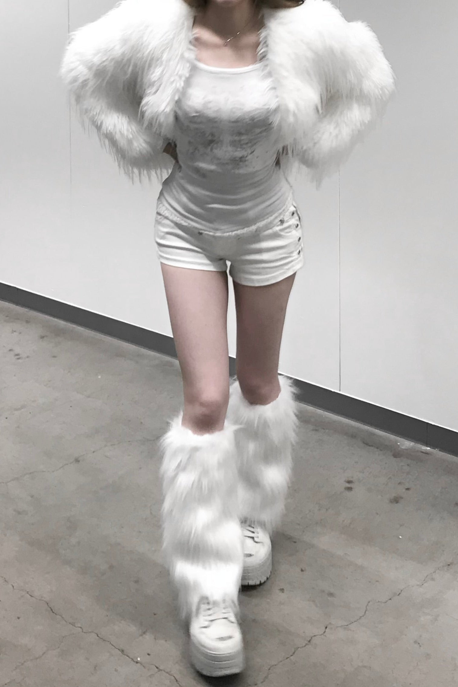 ボリュームファーレッグウォーマー KR13142