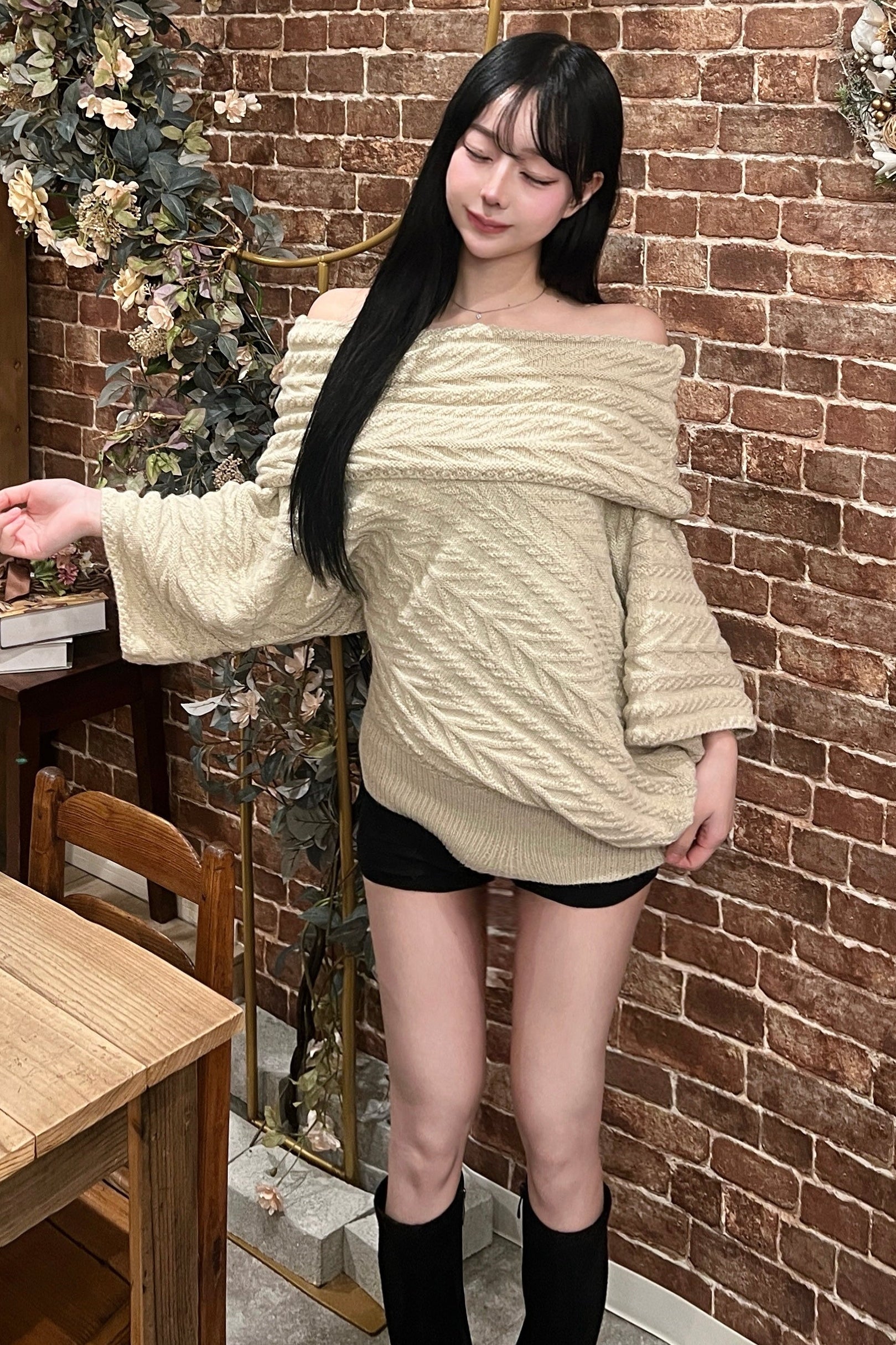 ケーブルオフショルニット KR13774