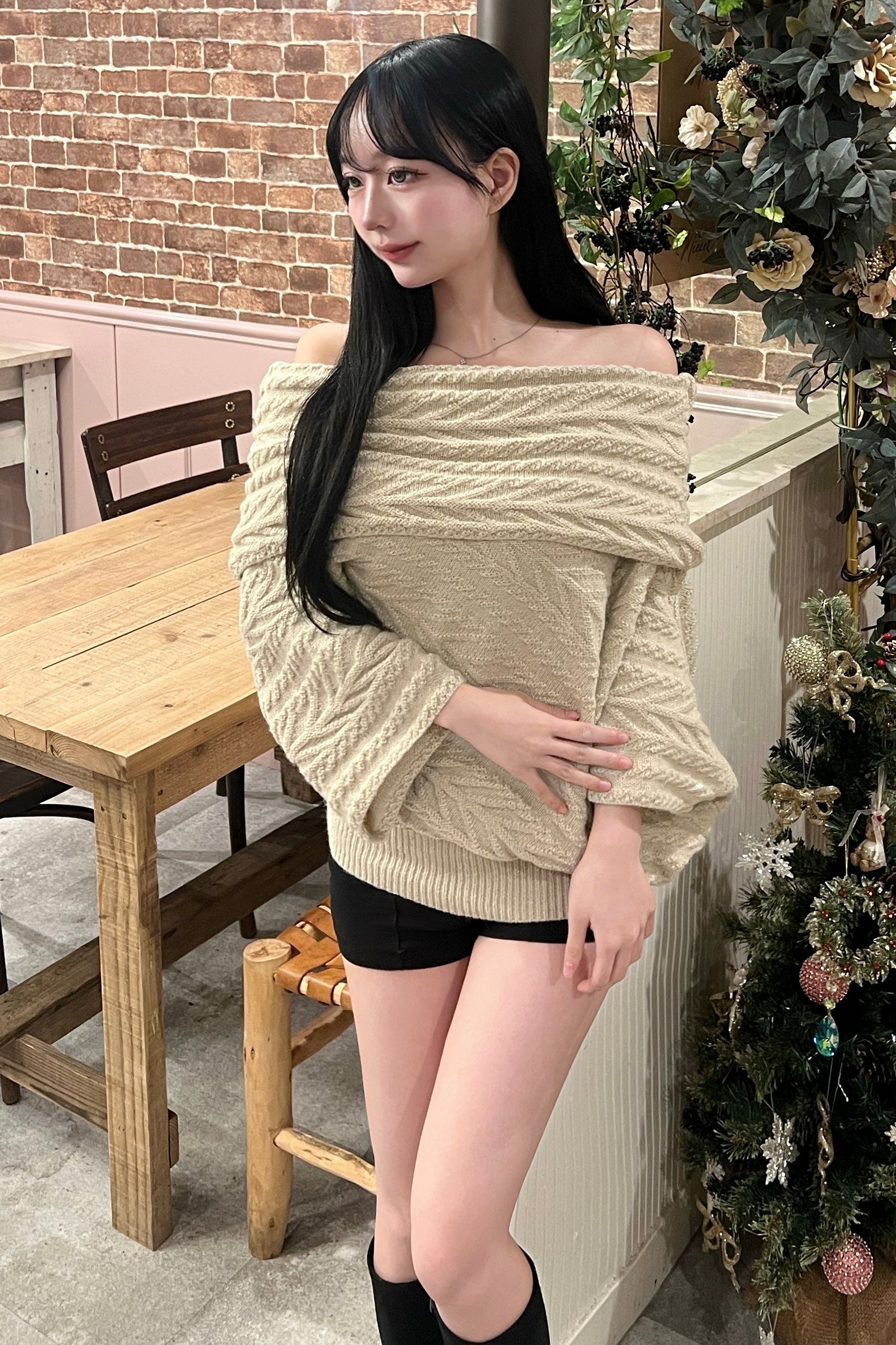 ケーブルオフショルニット KR13774