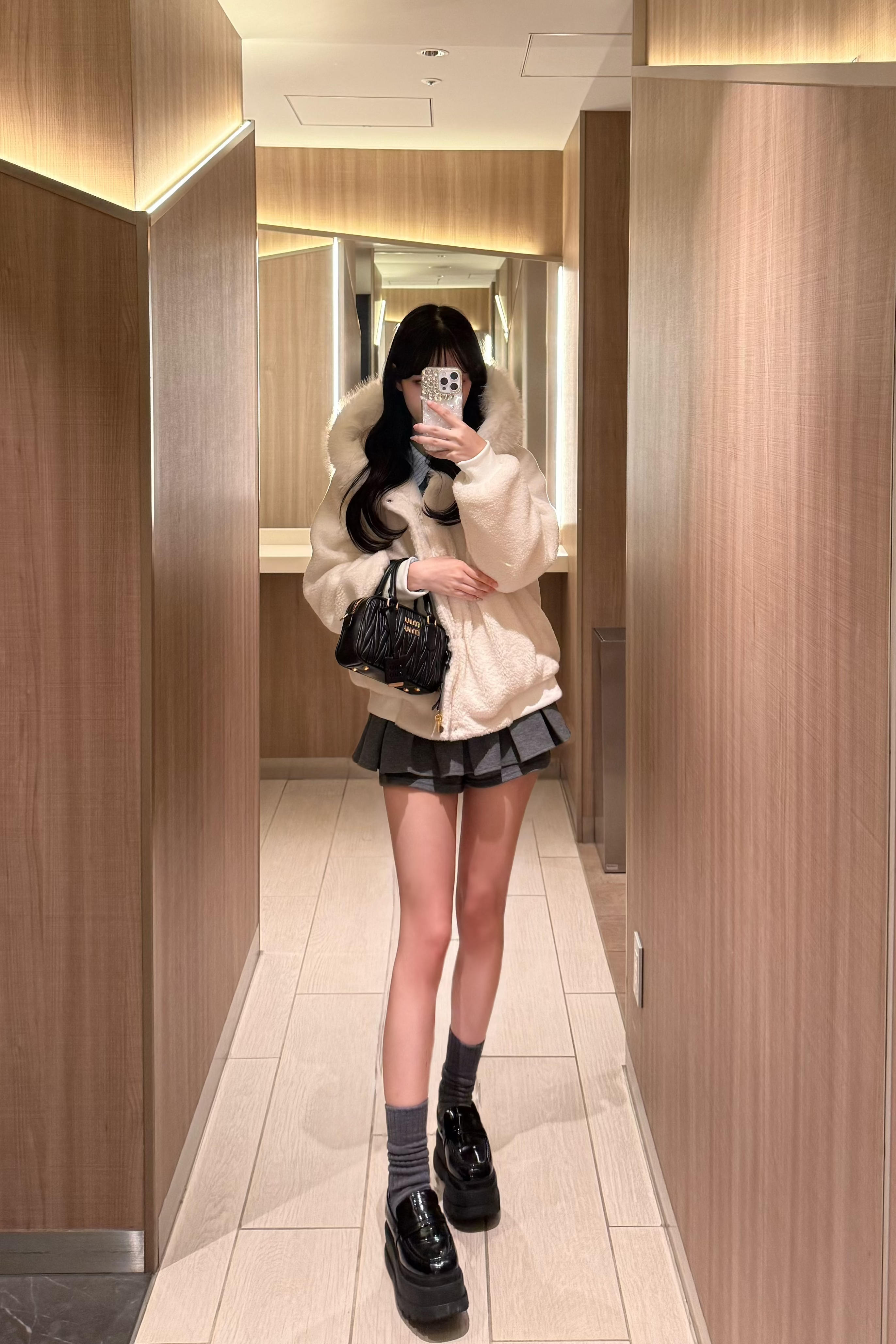 ホワイトファーショートジャケット KR30085