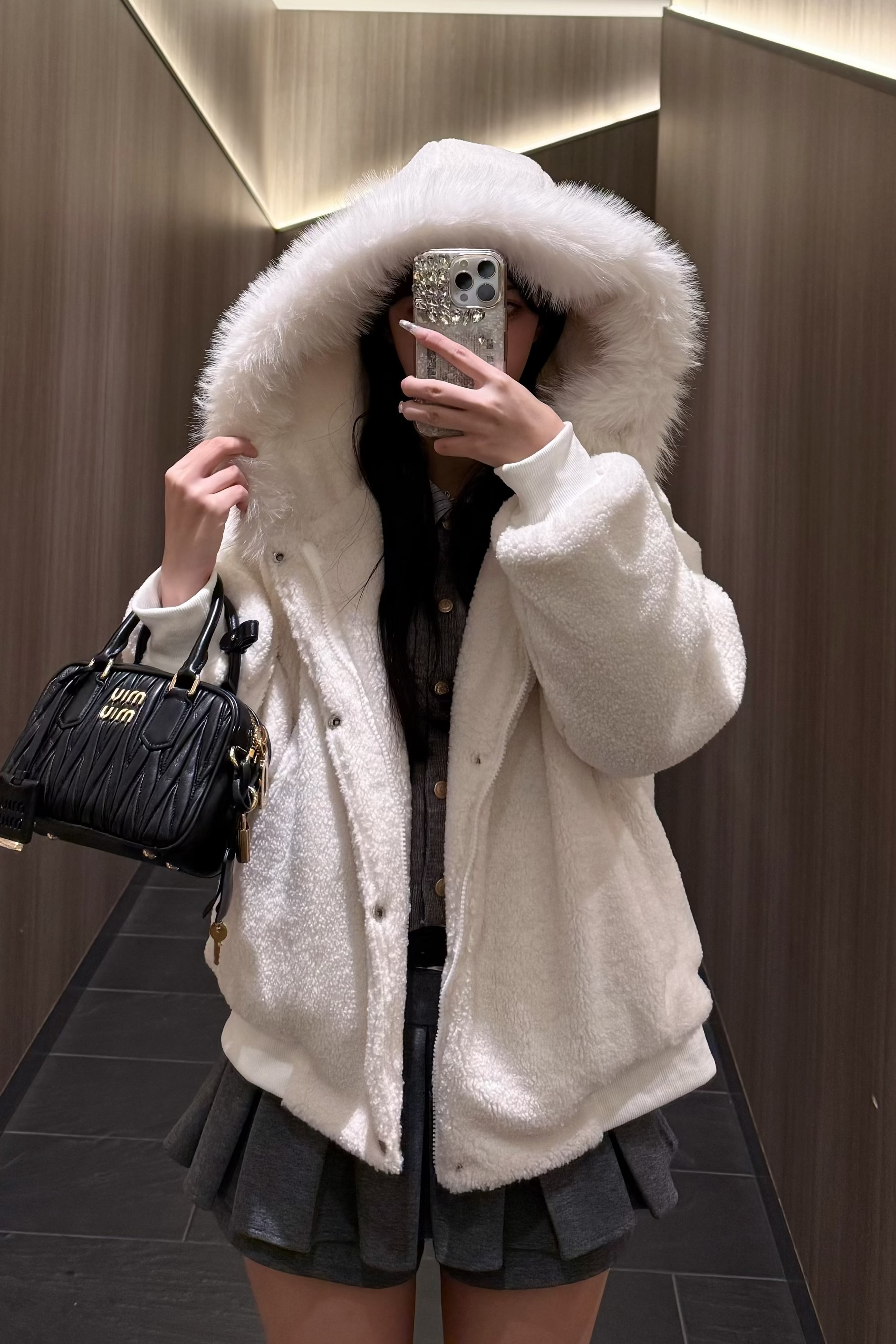 ホワイトファーショートジャケット KR30085