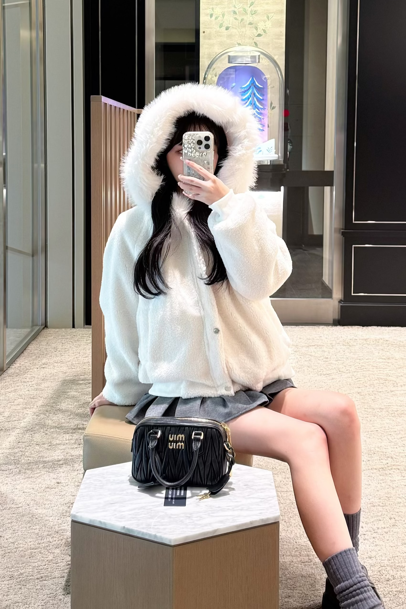 ホワイトファーショートジャケット KR30085