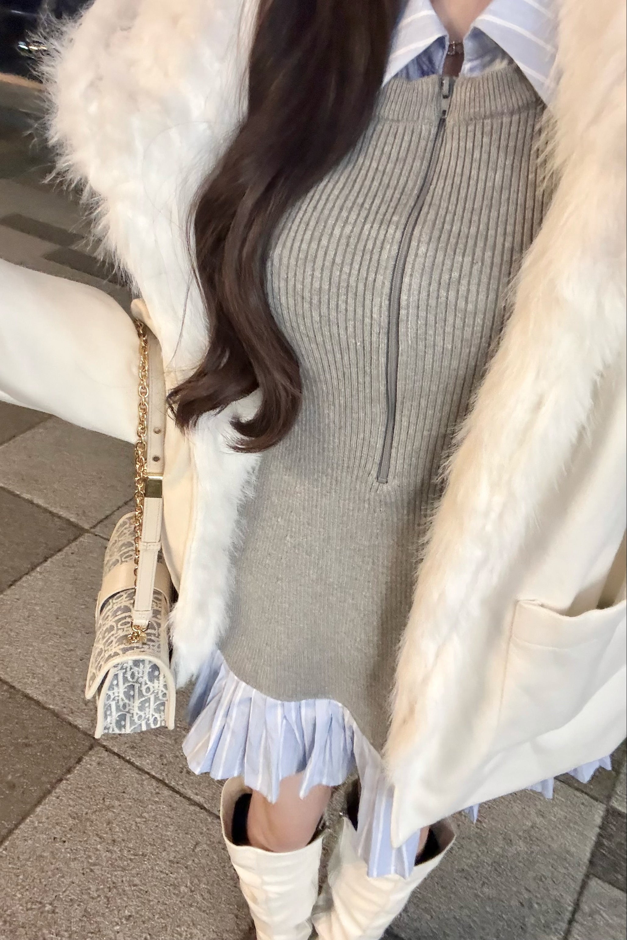 ファーフードロングコート KR30186