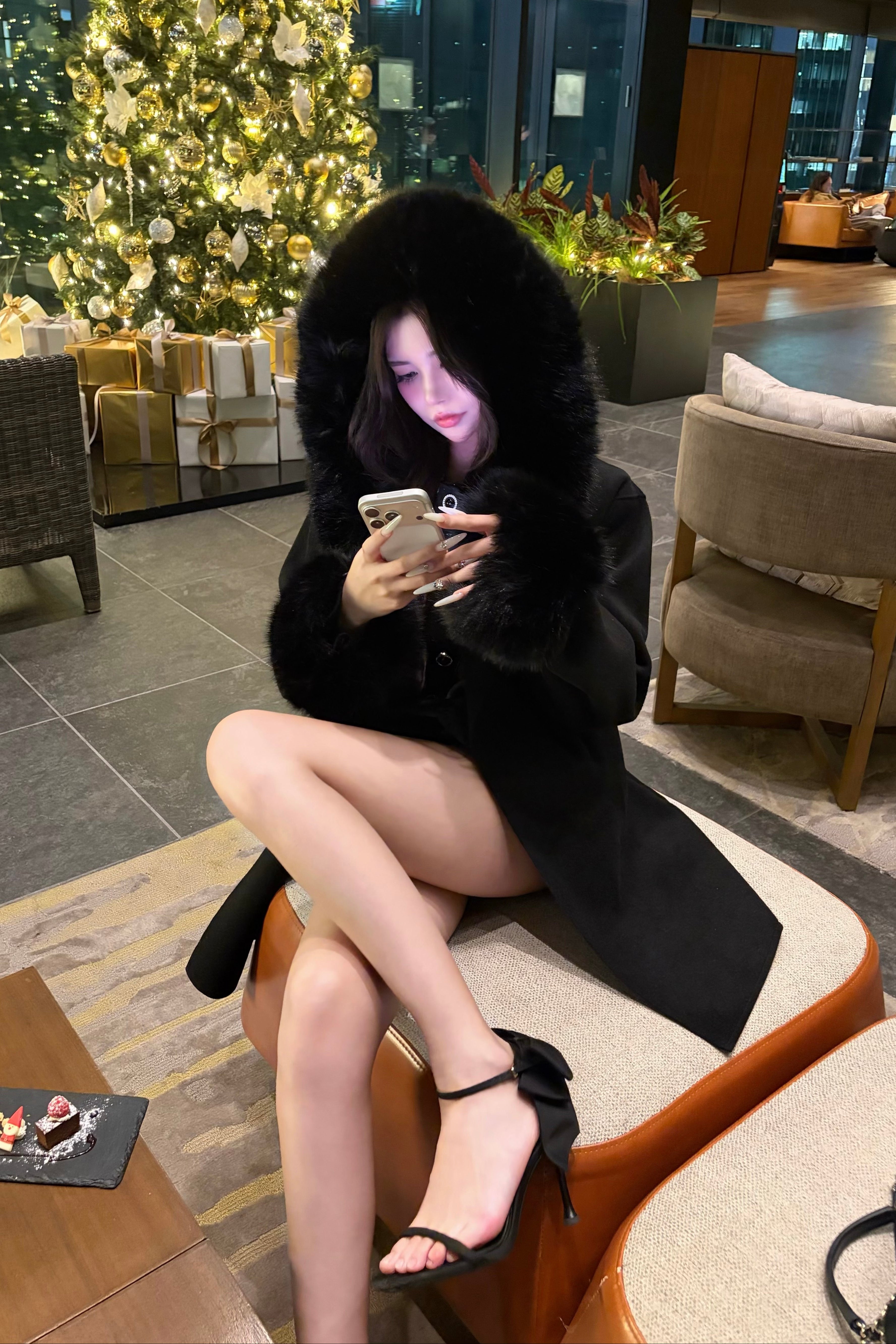 ボリュームファーデザインコート KR30384