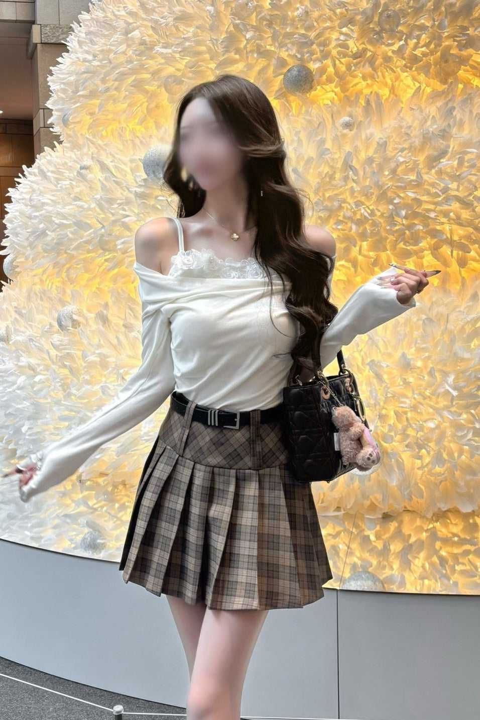 ローズレースオフショルトップス KR13508