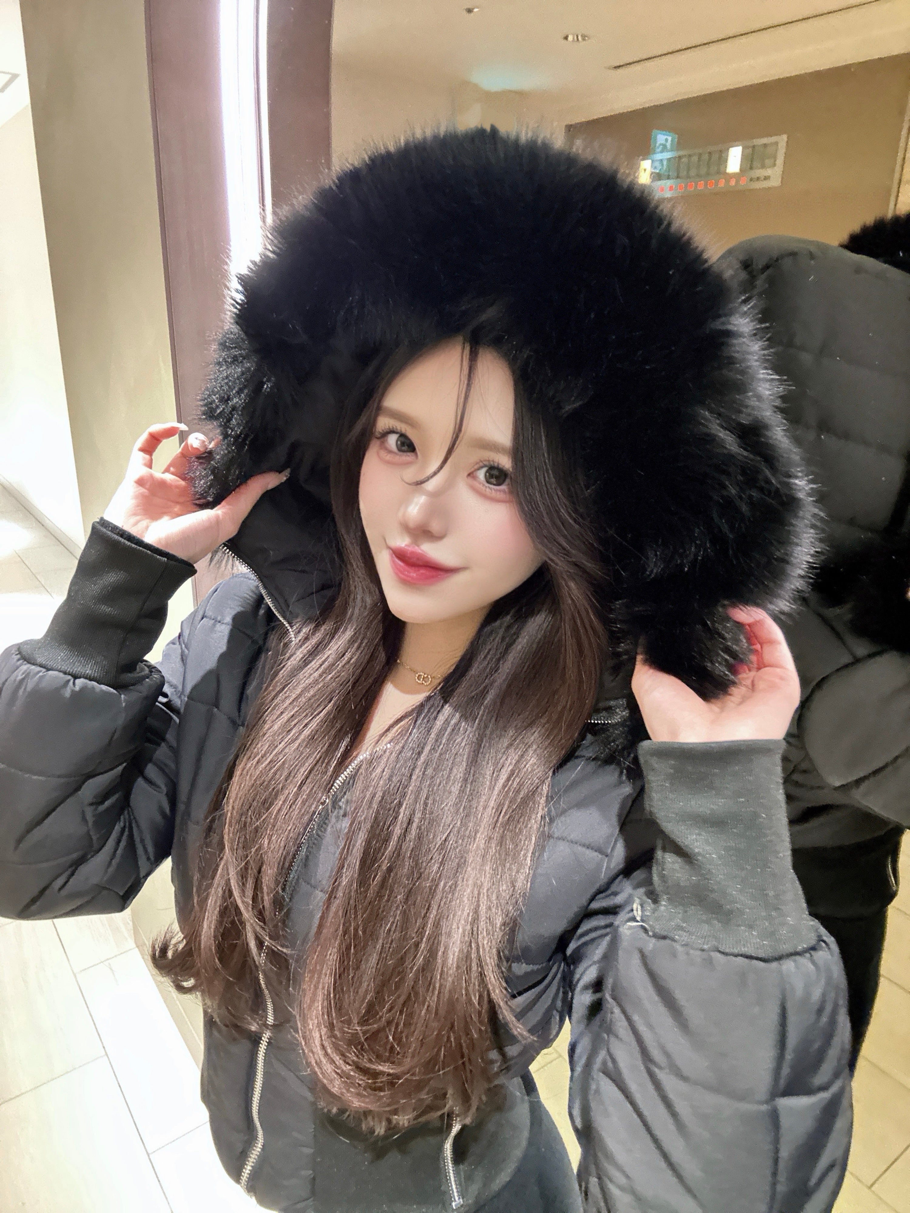 クロップドフードファーダウンジャケット KR30246