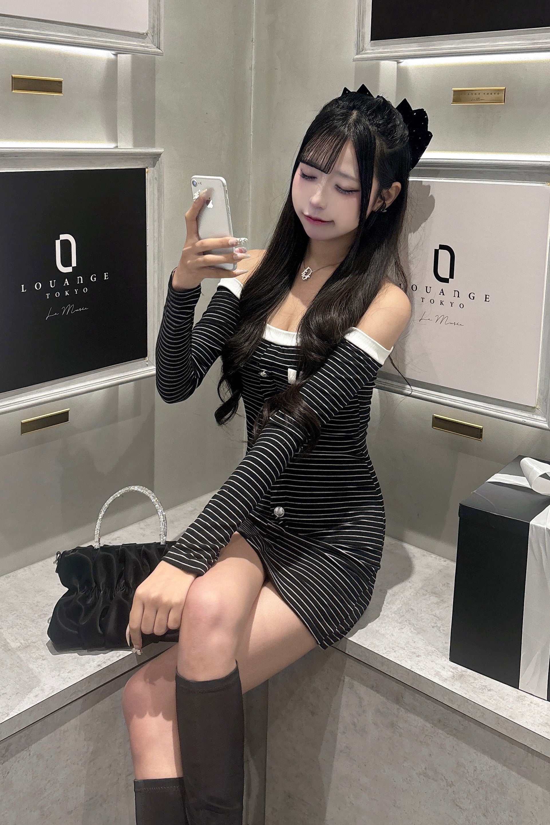 ボーダーオフショルタイトワンピース KR13402