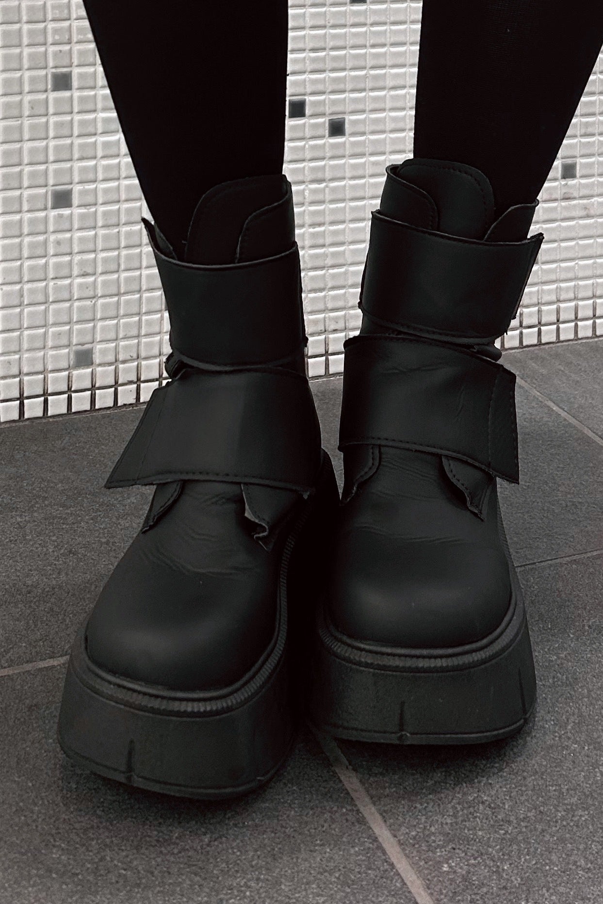 ウェッジソールブーツ KR13676