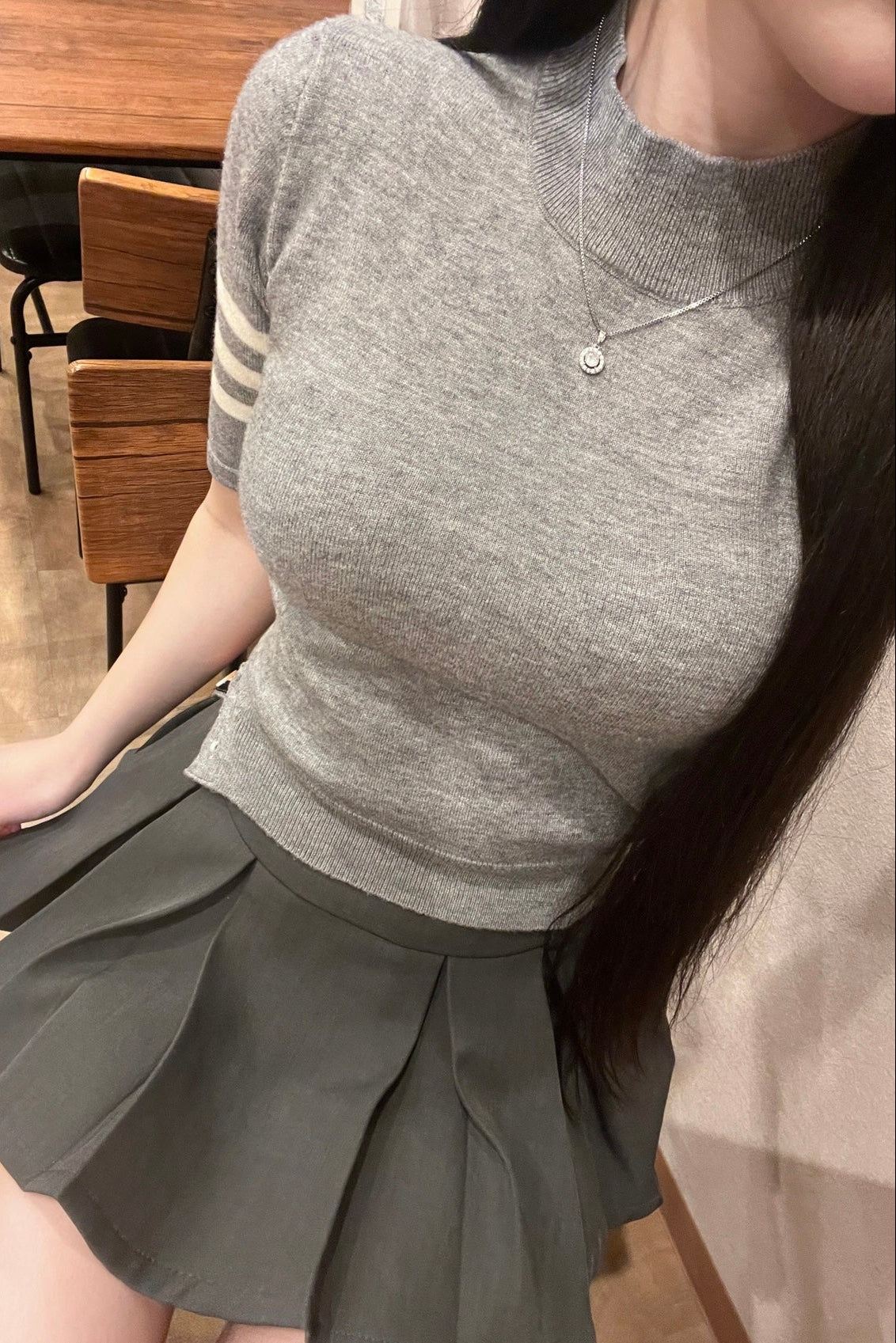 スリーブラインネックニット KR14955