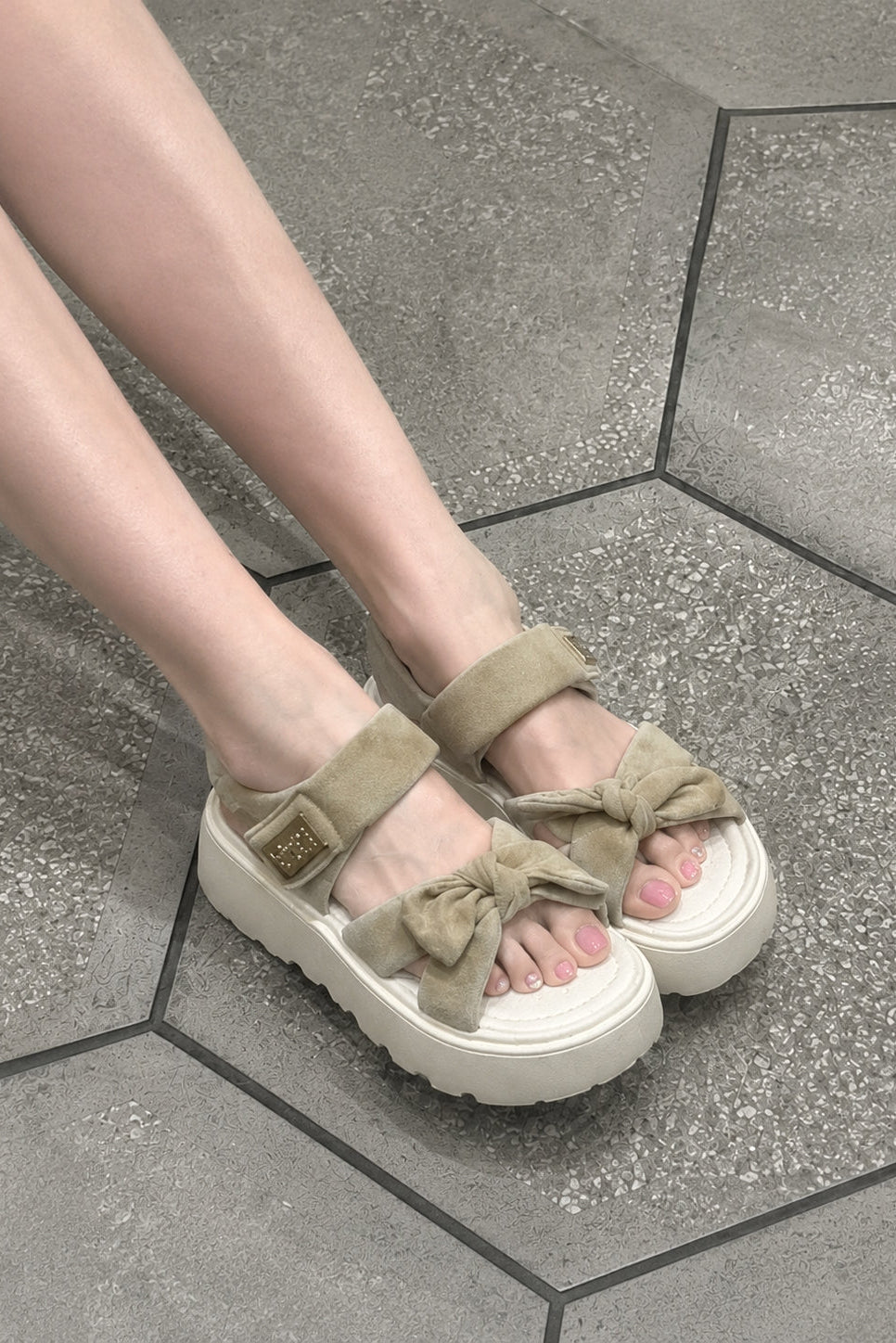 リボンストラップ厚底フォームサンダル KR15106