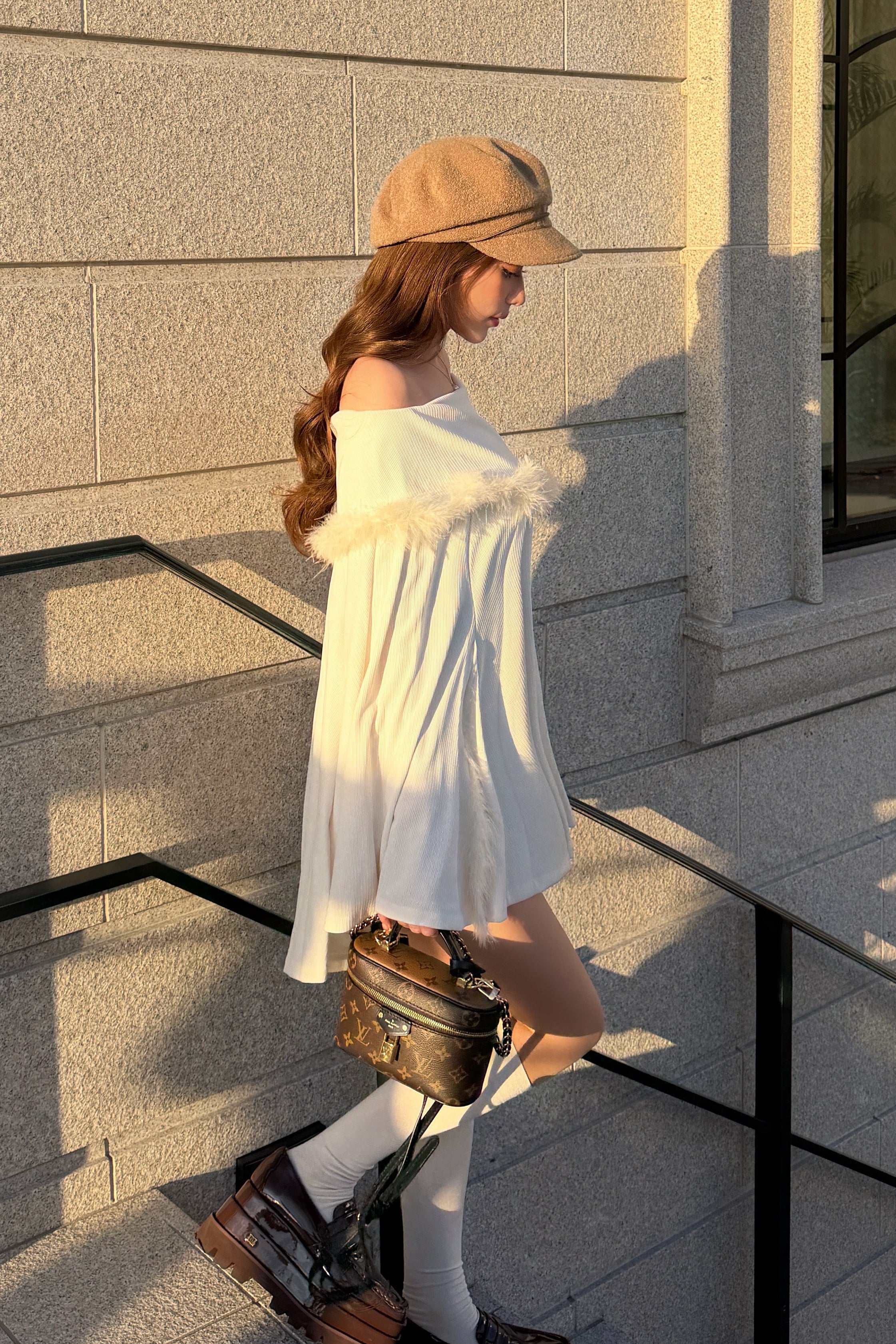 フェイクファーオフショルニット KR12482