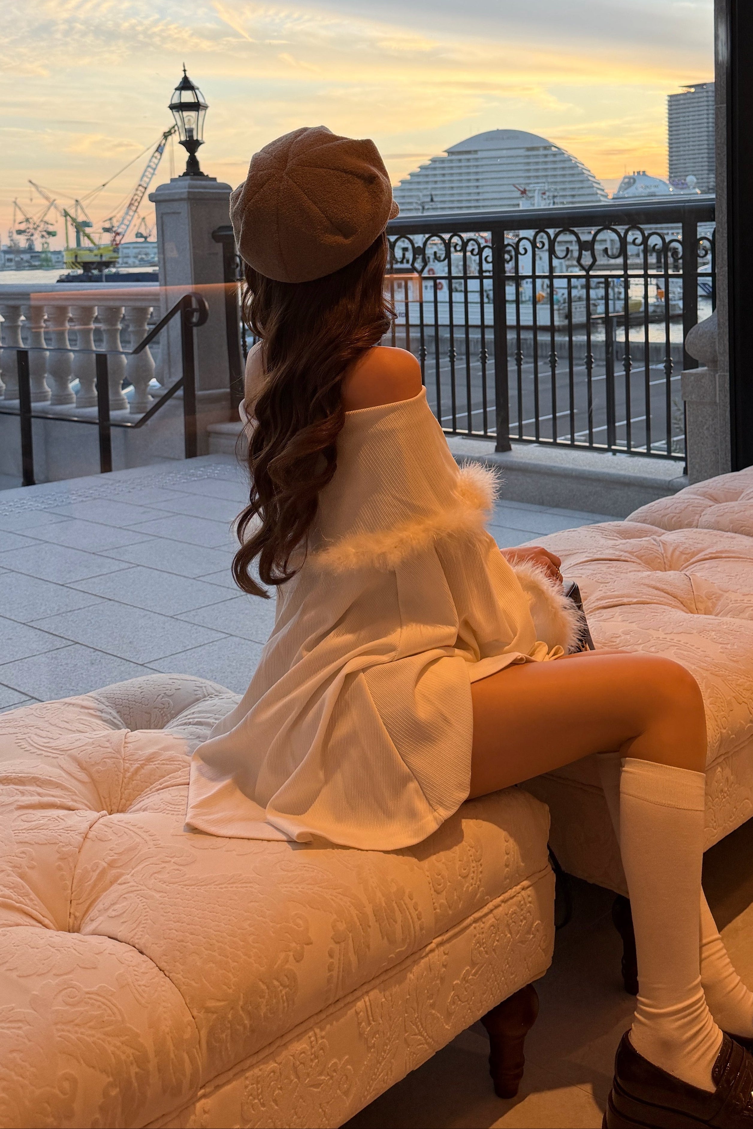 フェイクファーオフショルニット KR12482