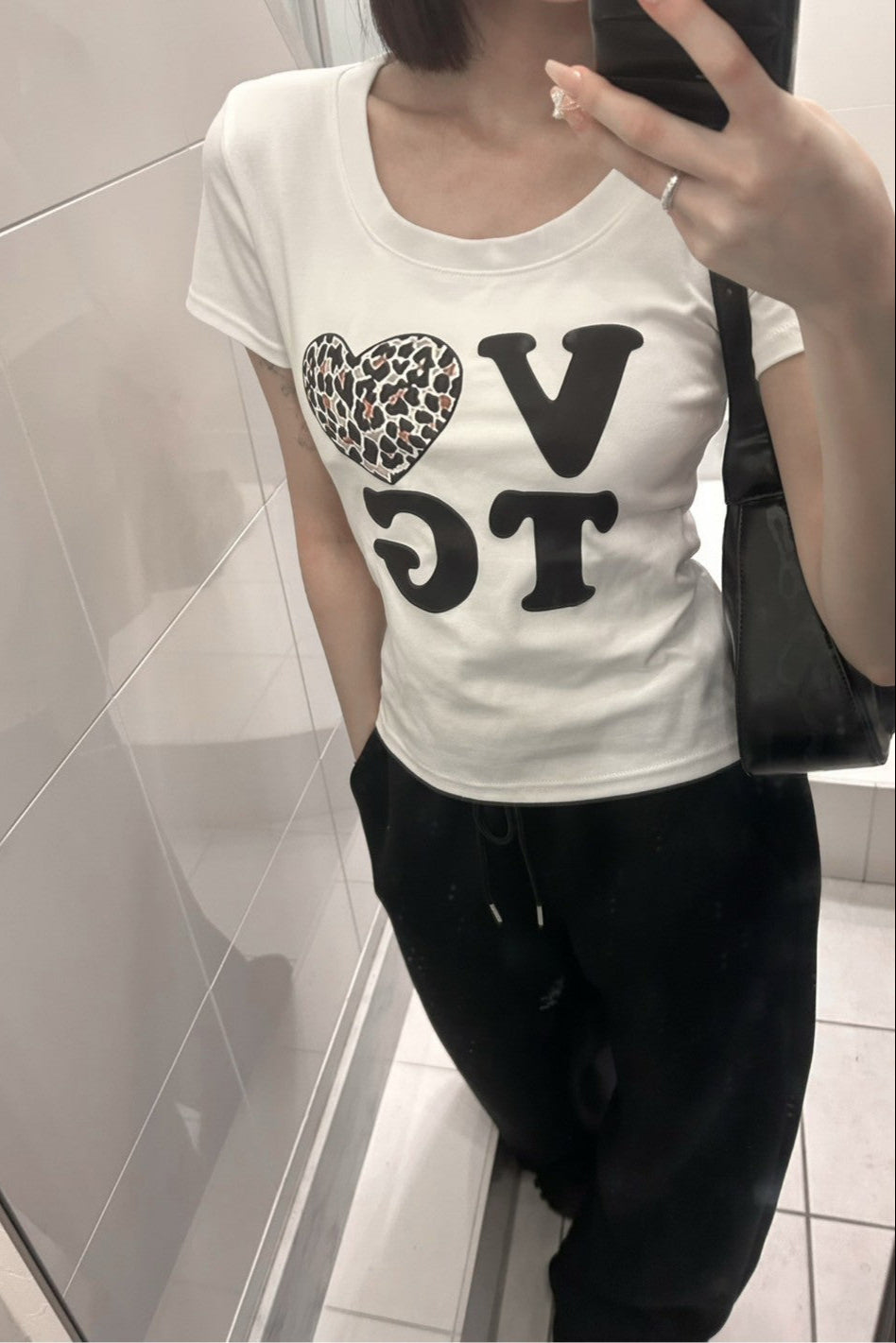 UネックロゴTシャツ KR11557