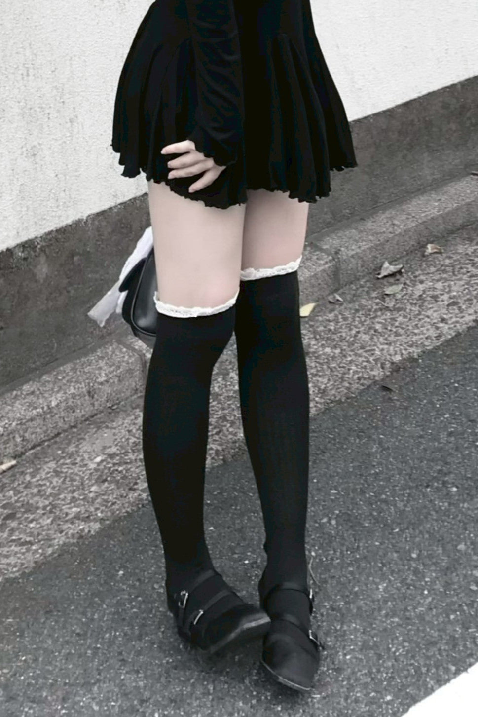フリルブラックロングソックス KR13097