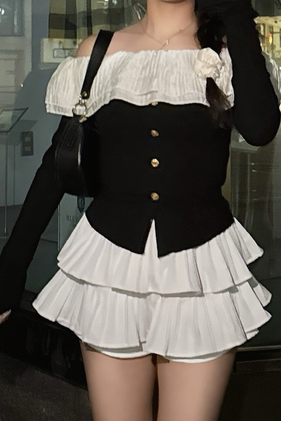 ゴールドボタンオフショルトップス KR12712