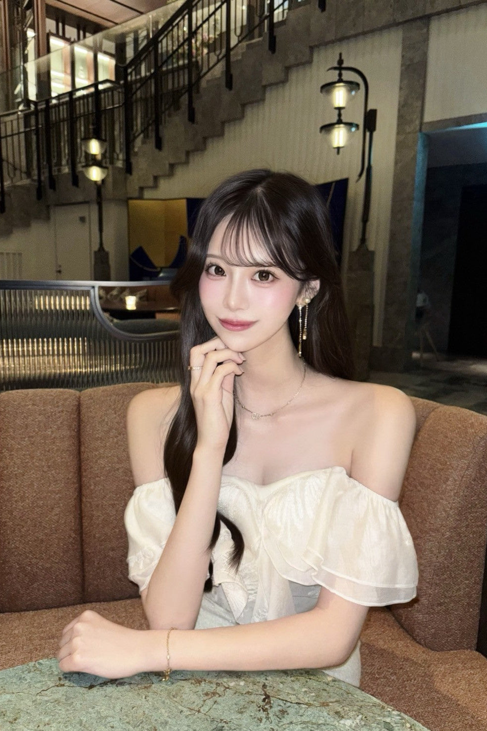 elegant off-the-shoulder tops KR10048