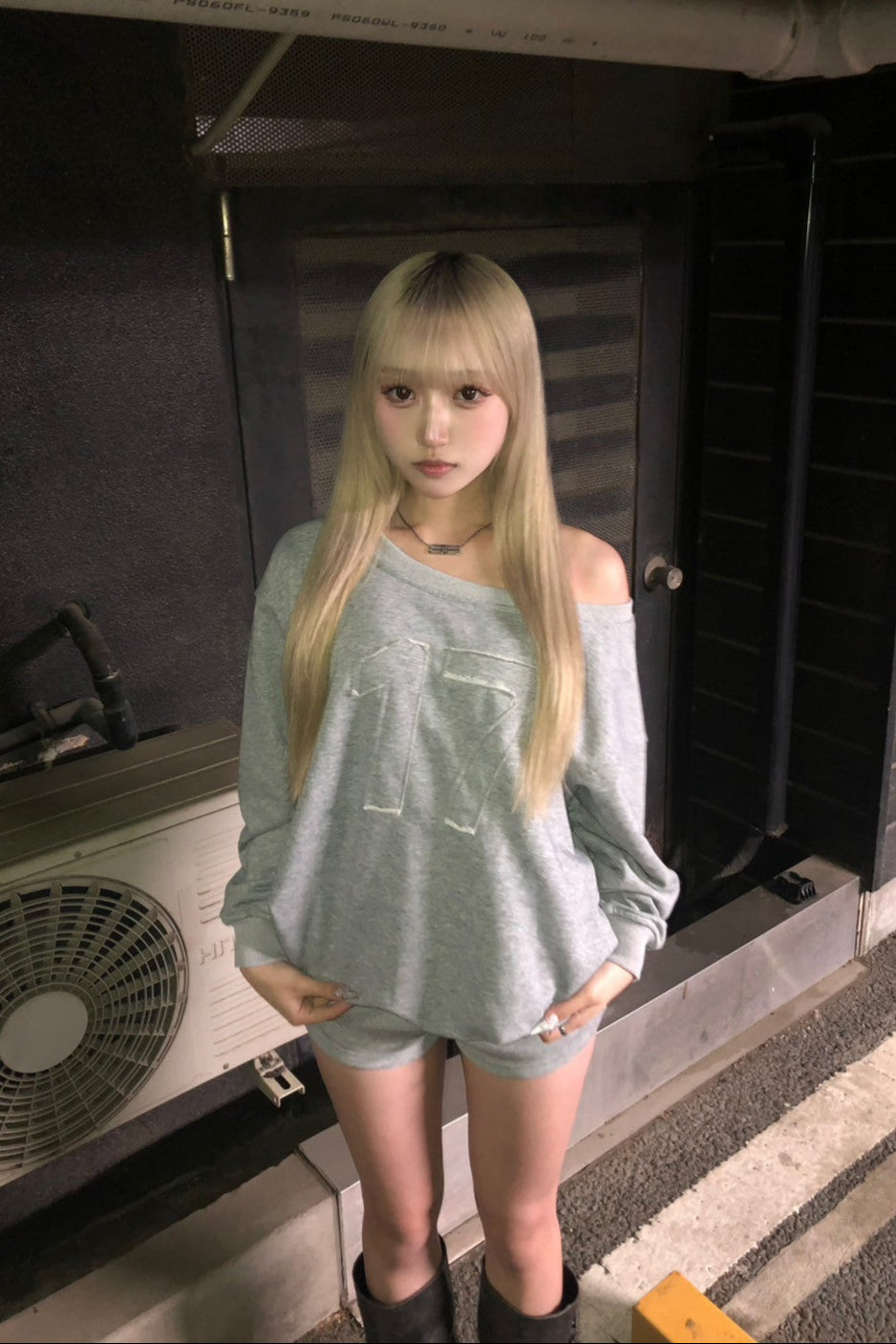 off-shoulder sporty set up KR10124
