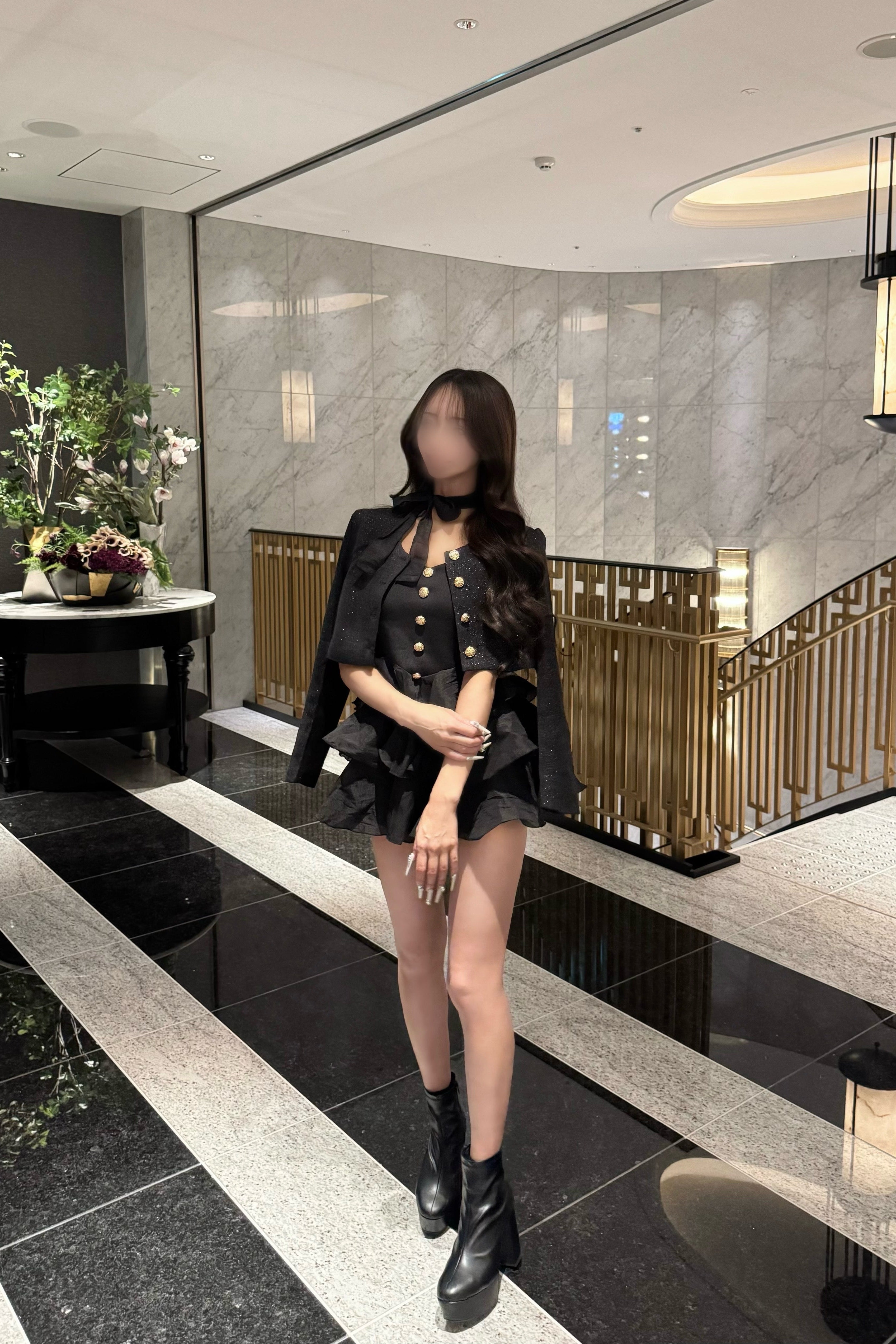 ゴールドボタンフリルセットアップ KR30050